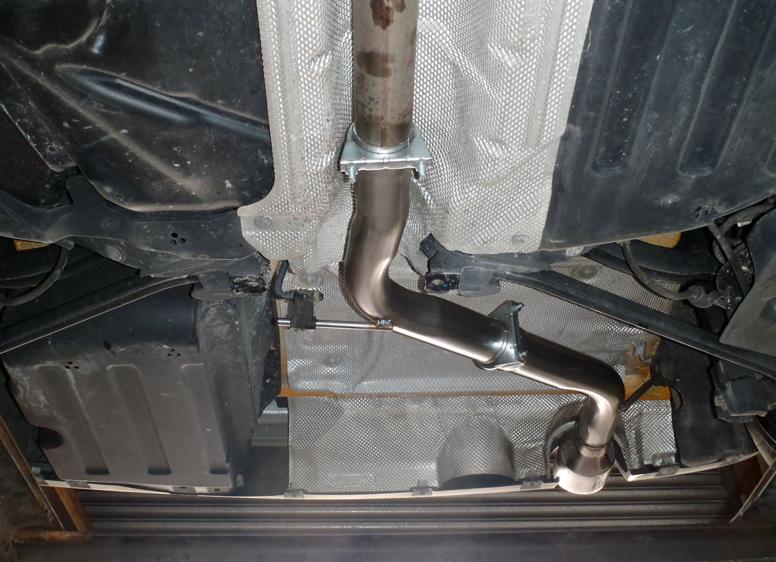 mini f56 muffler delete