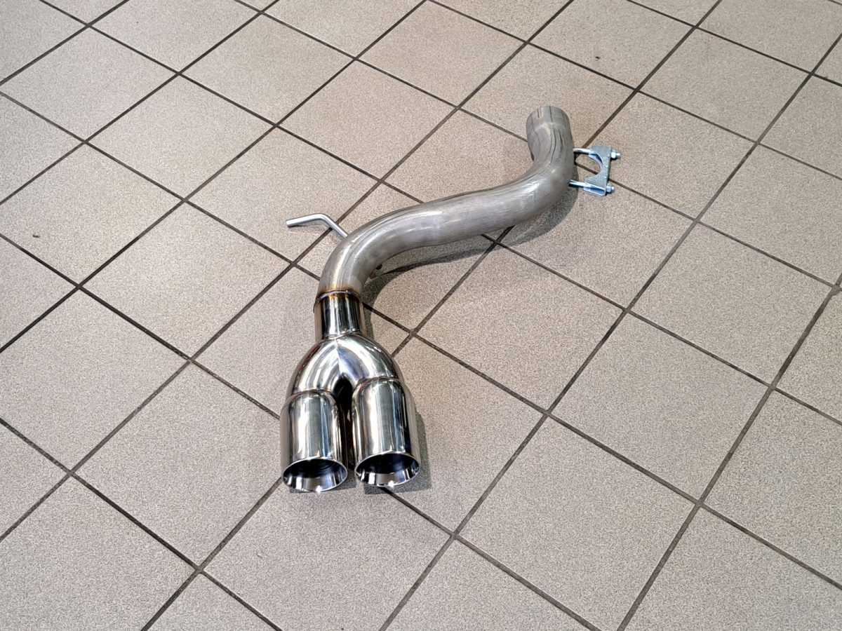 BMW 116i E81/87 Rear silencer delete