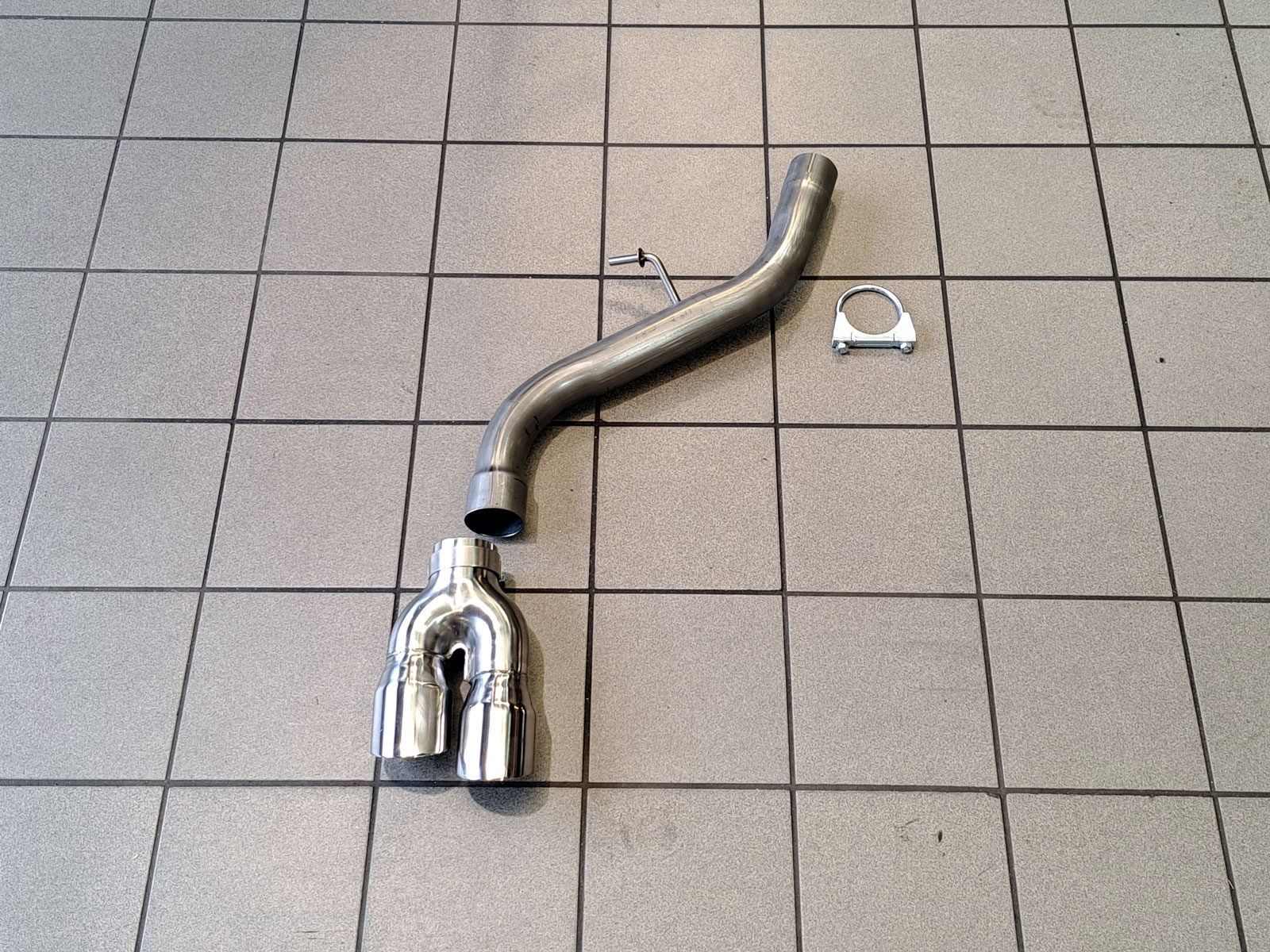 BMW 120d E82/E88 Rear Silencer Delete