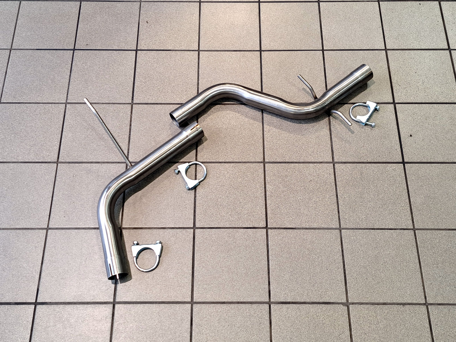 Smoothflow Centre Resonator Mid Silencer Pipe For Vauxhall Corsa D 1.4 Turbo