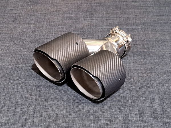 ZTT079R - Twin 4" Round tailpipe - Slash cut - Carbon - R/H