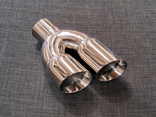 ZTT081 - Twin 3" Round tailpipe - Angled - Bevelled