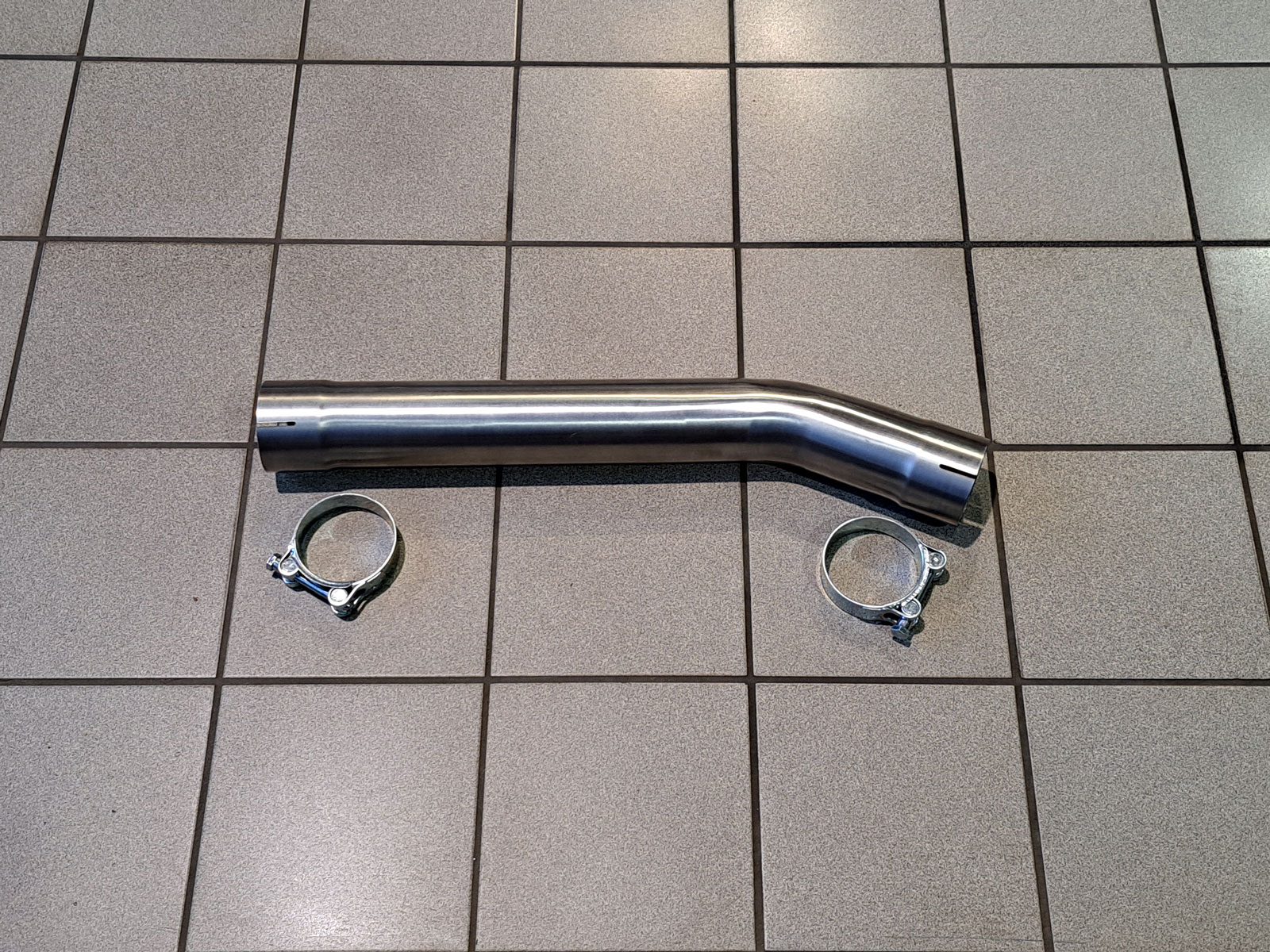 Mercedes C300 AMG Coupe Resonator Delete Pipe