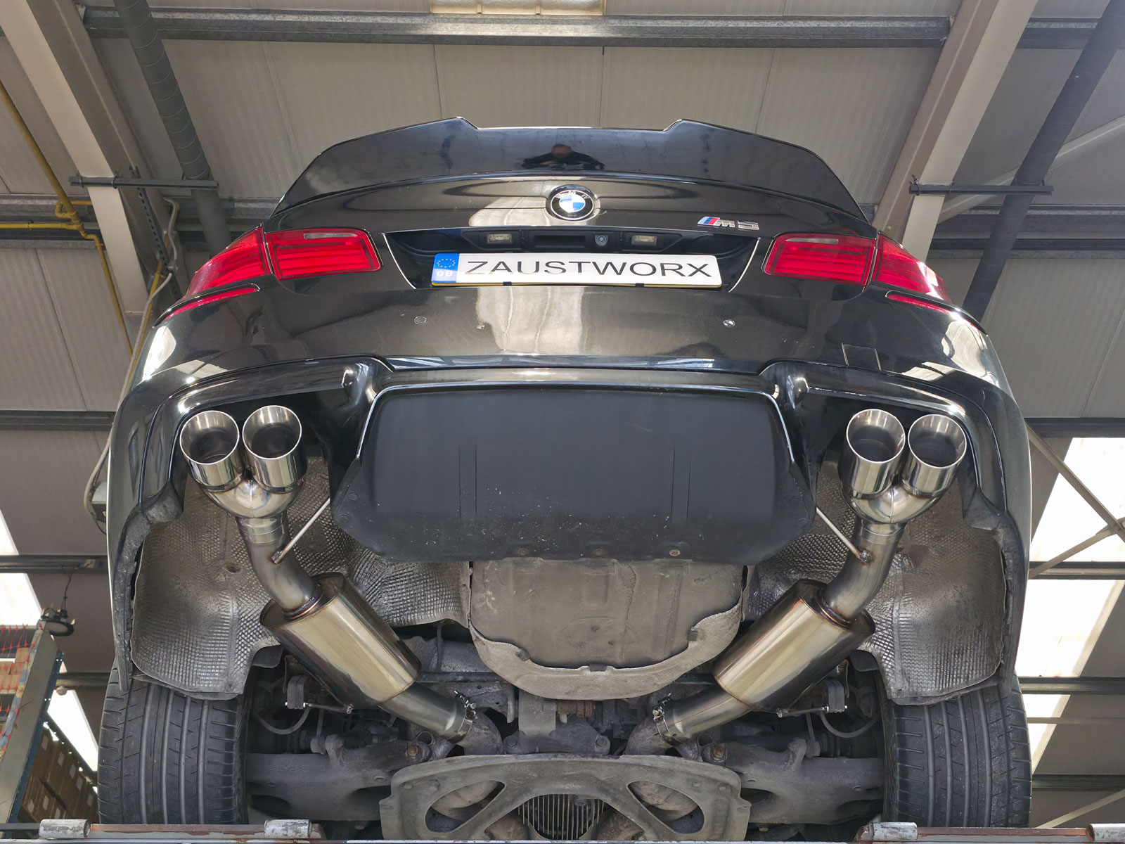BMW M5 (F10) Sport rear silencers